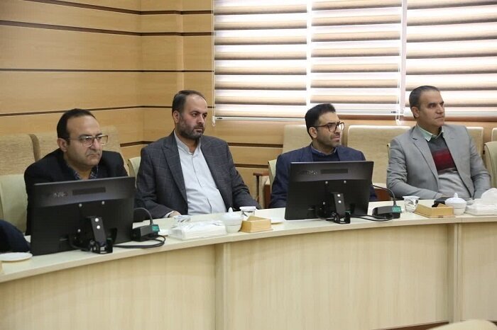 نشست شورای برنامه ریزی و توسعه استان