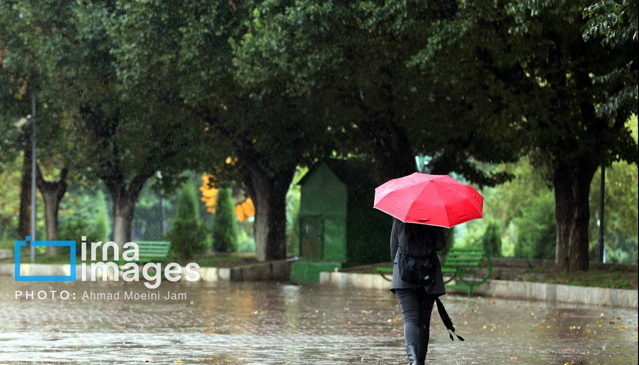 آلودگی هوای تهران تا جمعه پایدار است؛ ورود سامانه بارشی از پایان هفته