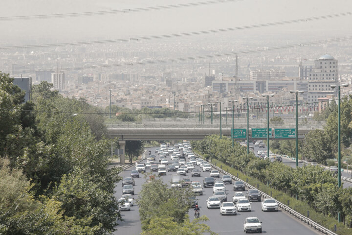 آلودگی هوای تهران تا جمعه پایدار است؛ ورود سامانه بارشی از پایان هفته