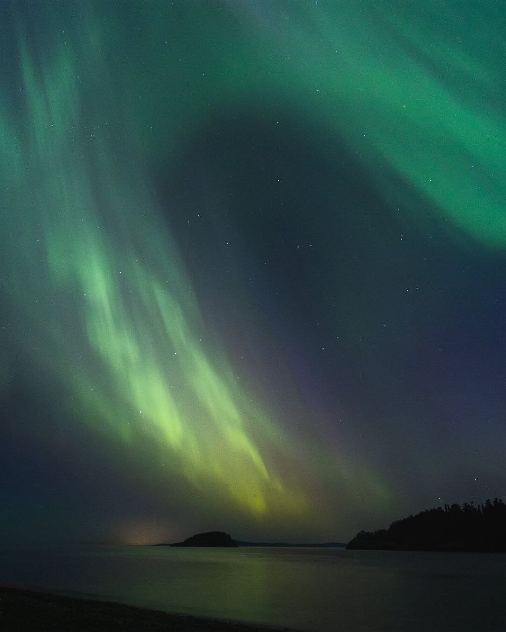 تصویری از شفق قطبی در آمریکای شمالی