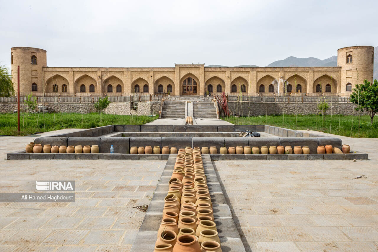 پیشرفت ۸۰ درصدی مرمت کاروانسرای تاریخی خواجهنظر
