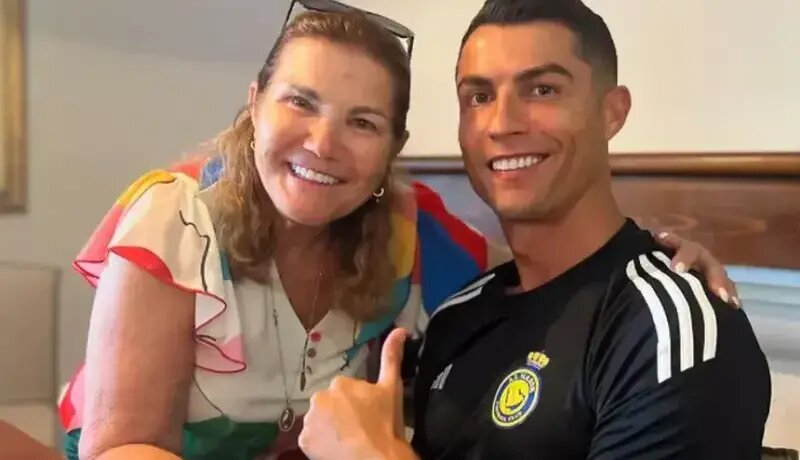 پیام رونالدو به مناسبت تولد مادرش