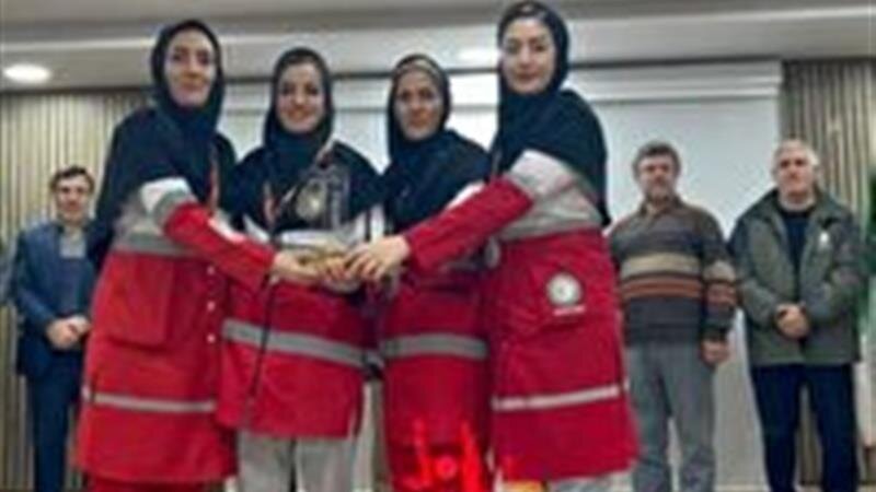 مقام دوم المپیاد ملی امداد و نجات به نجاتگران زن زنجانی رسید