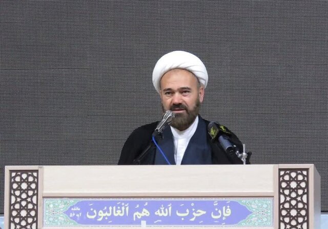 دشمن با برجسته کردن چالشهای اقتصادی بهدنبال ایجاد هرج و مرج است