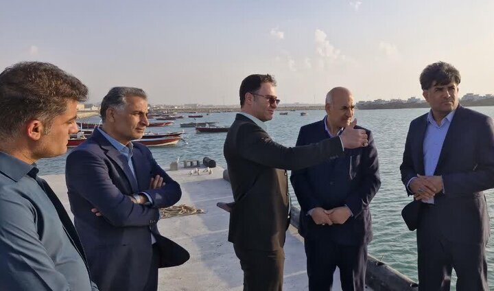 فرماندار تنگستان: تأمین اعتبار پروژه اسکله بوالخیر تسریع شود