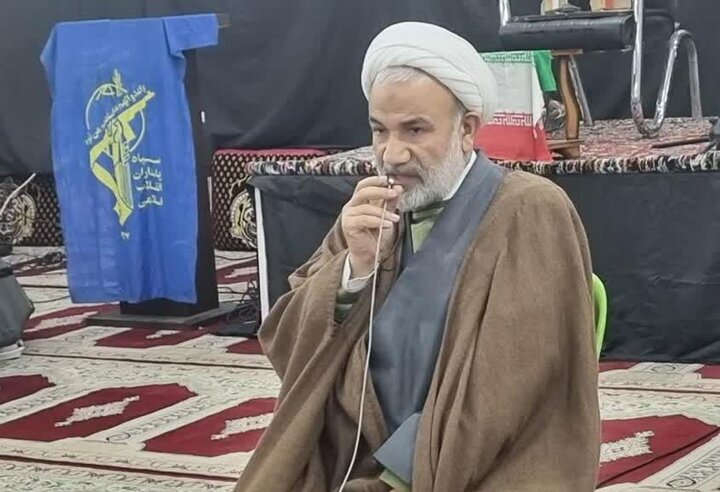امام جمعه دشتستان: اعتکاف مدرسهای برای تربیت دلها و تقویت ایمان است