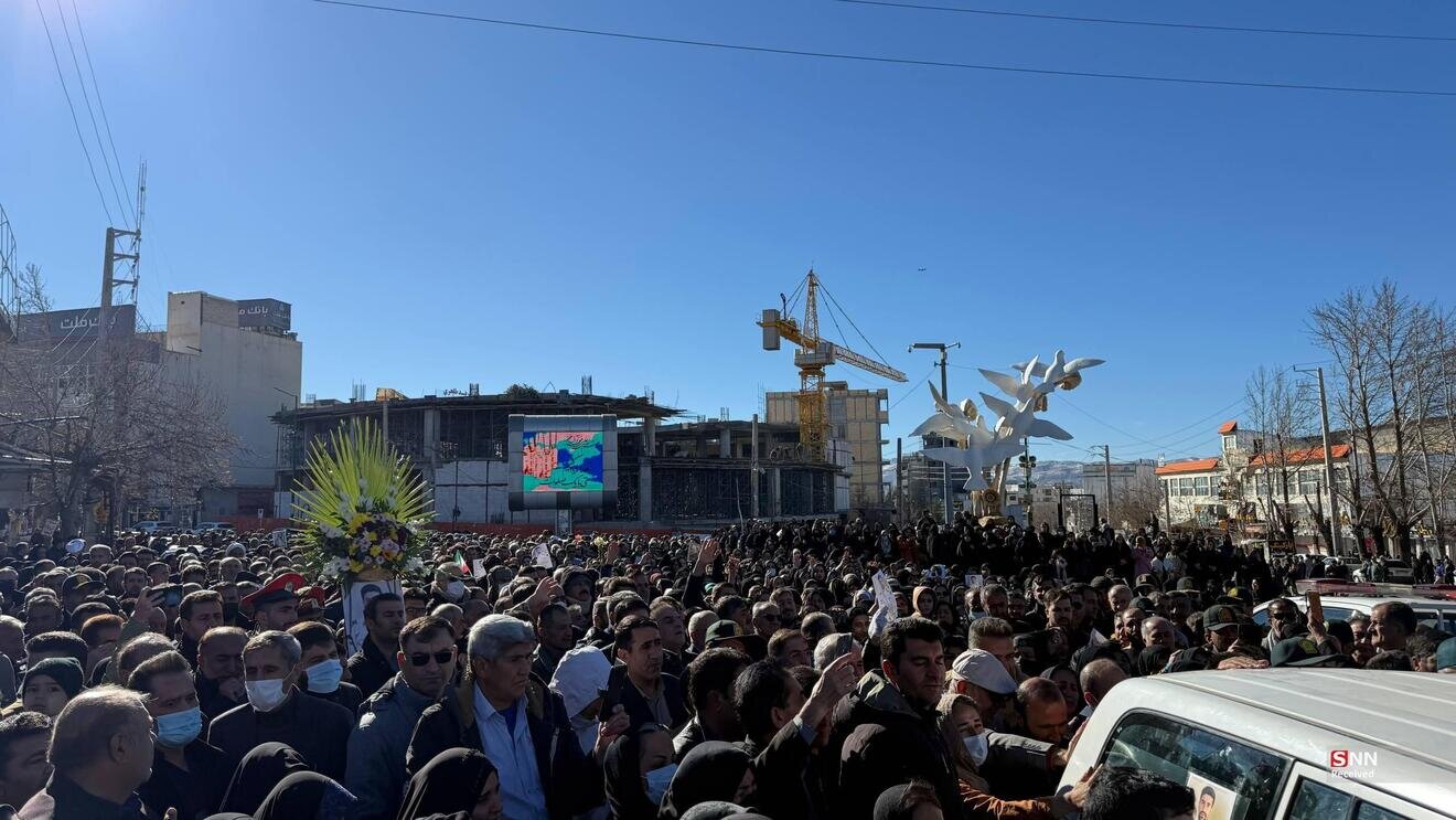 گزارش تصویری مراسم تشییع پیکر مطهر شهید ستوان یکم رحیم مجیدی مهر با حضور گسترده مردم یاسوج برگزار شد