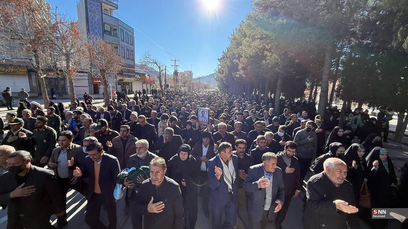 گزارش تصویری مراسم تشییع پیکر مطهر شهید ستوان یکم رحیم مجیدی مهر با حضور گسترده مردم یاسوج برگزار شد