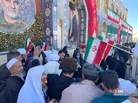 روایت تصویری حضور با شکوه مردم در اولین روز از هفته مقاومت در کرمان / حضور غیرتمندانه عاشقان حاج قاسم در دیار کریمان