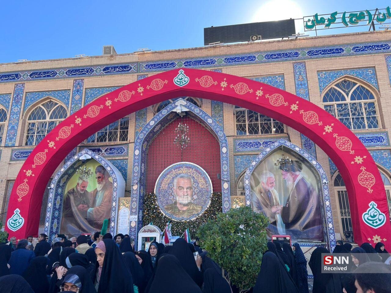 روایت تصویری حضور با شکوه مردم در اولین روز از هفته مقاومت در کرمان / حضور غیرتمندانه عاشقان حاج قاسم در دیار کریمان