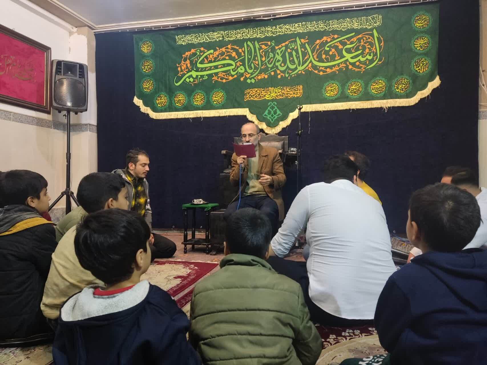 جشن و شادمانی قمیها در آستانه ولادت امام علی (ع) + فیلم و عکس