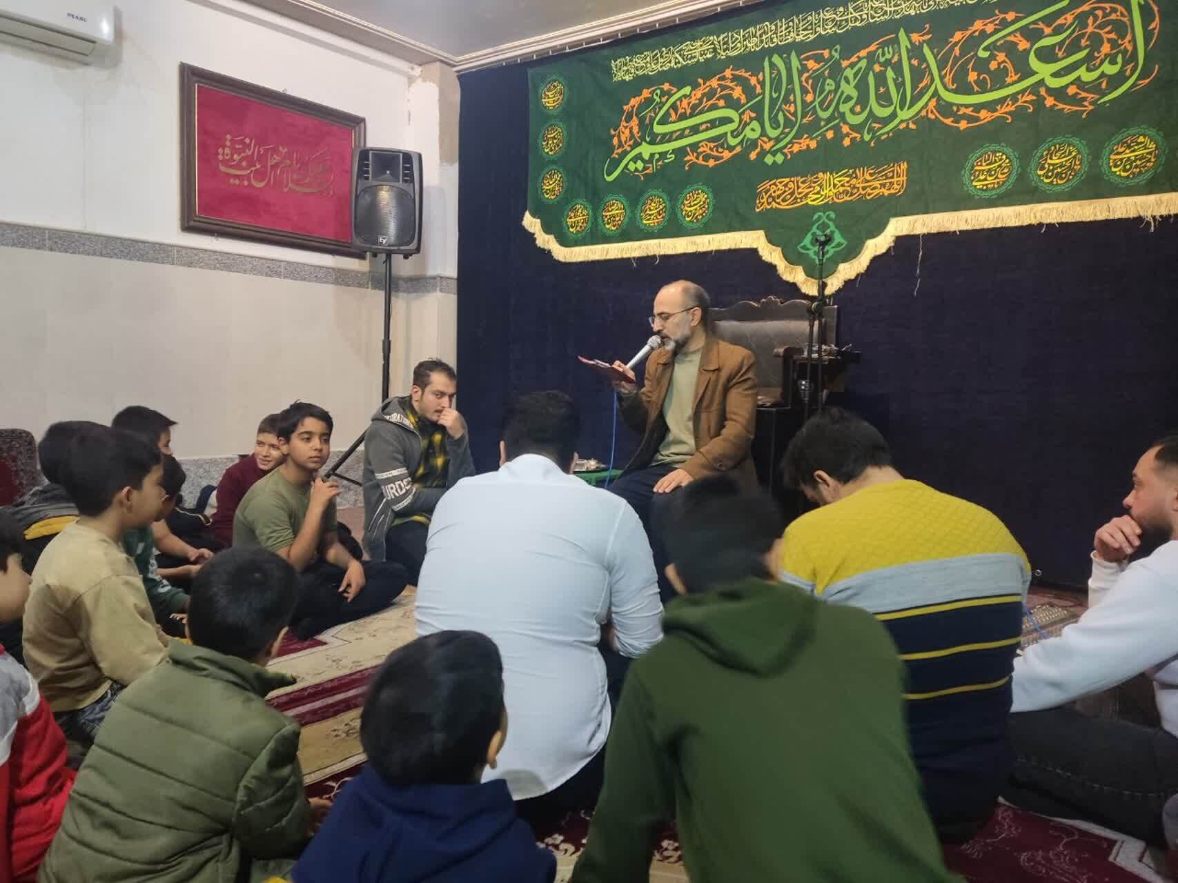 جشن و شادمانی قمیها در آستانه ولادت امام علی (ع) + فیلم و عکس