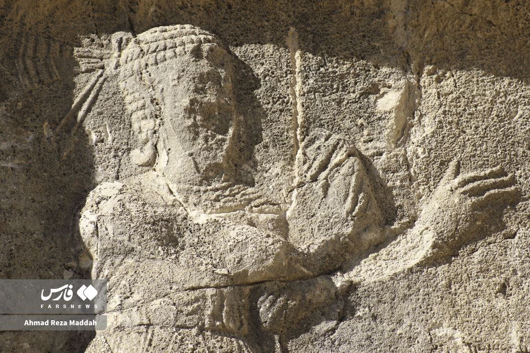 سنگنگارههای بَرْمْ دِلَک