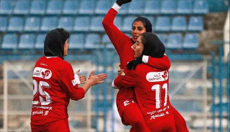 فرار لحظه آخری زنان پرسپولیس از باخت ناگهانی