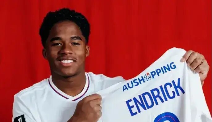 اندریک از فهرست لیون هم خط خورد!