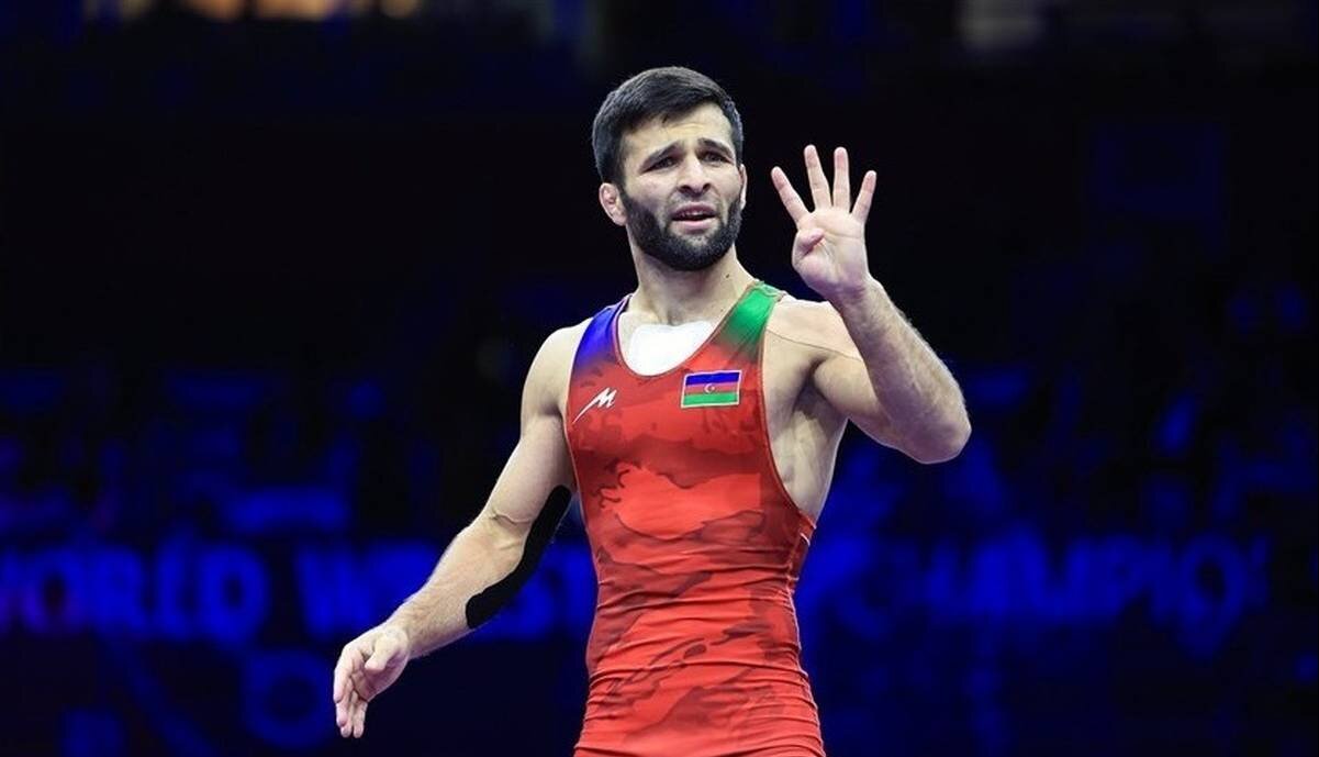 حمایت قاطع عبدالله‌یف از قهرمان ۴ دوره کشتی جهان