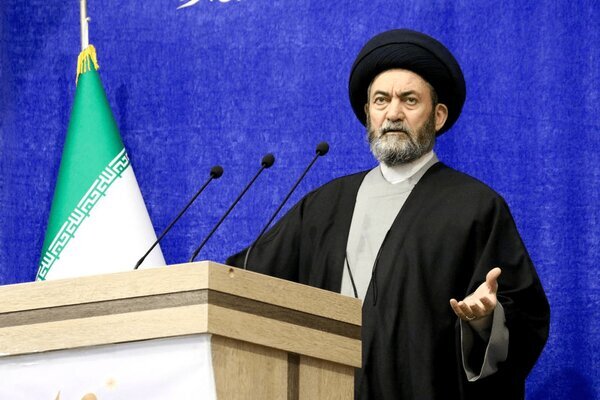 امام جمعه اردبیل: تذکر اهل بازار به دولت، تلاش مضاعف دولتمردان را میطلبد