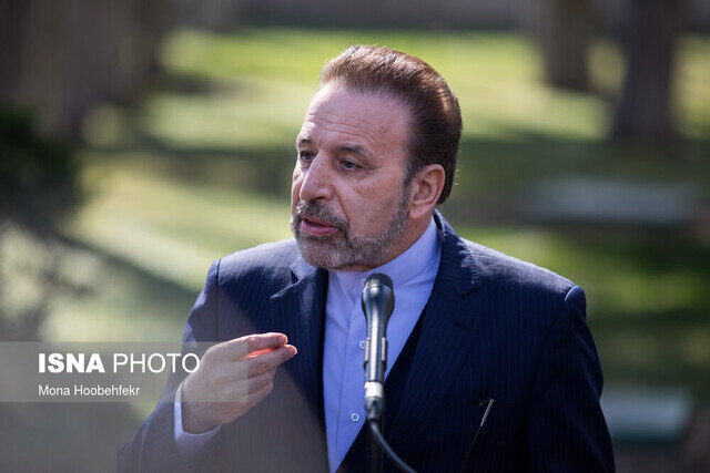 واعظی: ایران قیم «کاسب» نمیخواهد