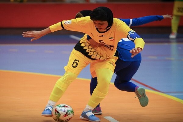 استقلال به دنبال بازگشت به صدر/گلبرگ در تلاش برای حفظ صدرنشینی