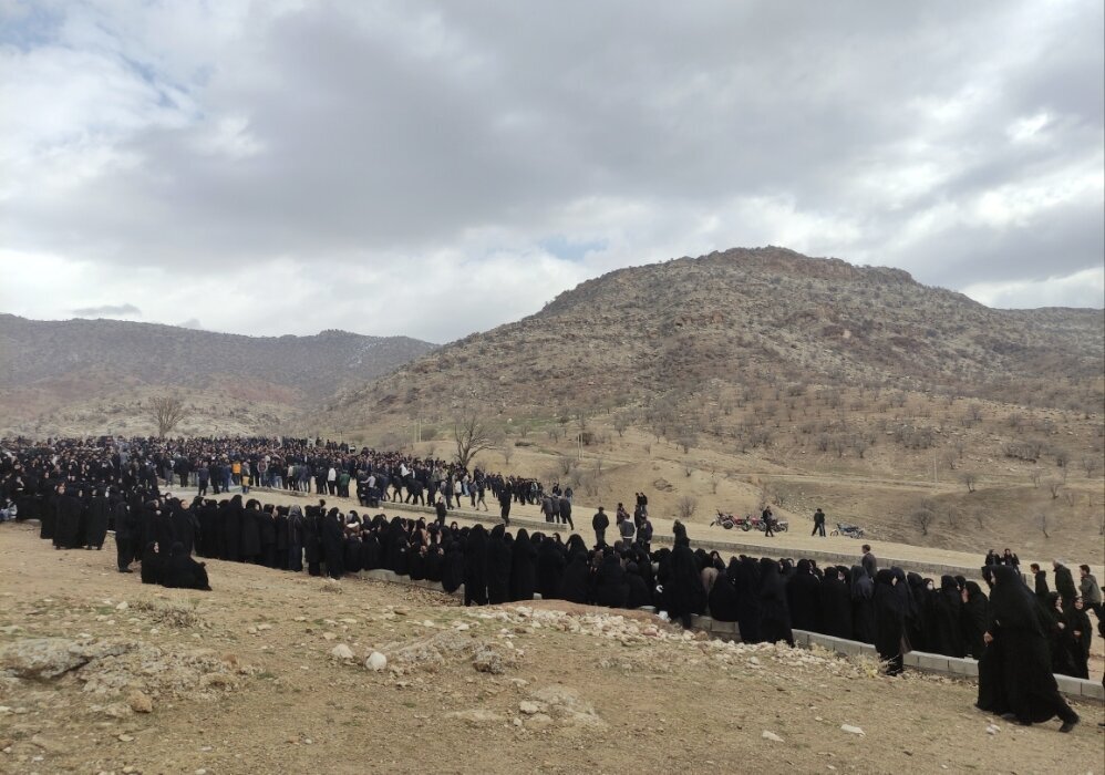 مراسم تشییع پیکر شهید «امیرحسام خدایاریفرد» در کوهدشت برگزار شد