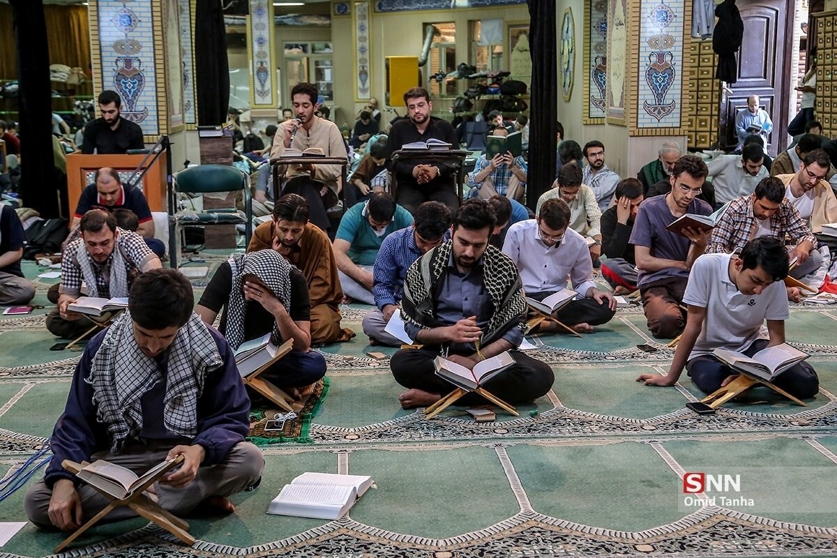 مساجد دانشگاهها از امشب میزبان دانشجویان معتکف میشوند/ جزئیاتی از ویژه برنامههای اعتکاف دانشجویی