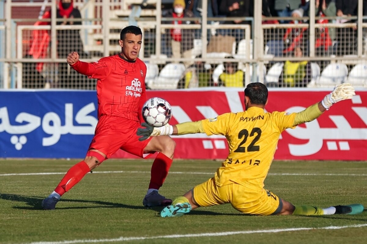 ترکیب منتخب نیمفصل لیگ برتر فوتبال؛ سهم برابر سپاهان ، پرسپولیس ، تراکتور و استقلال