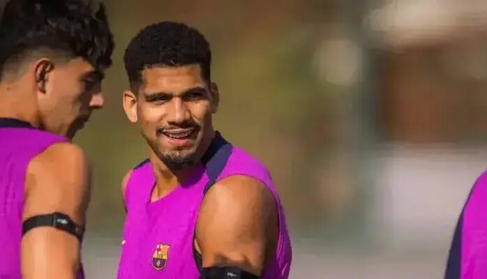 ادامه فشار روحی؛ کاپیتان بارسا غایب است