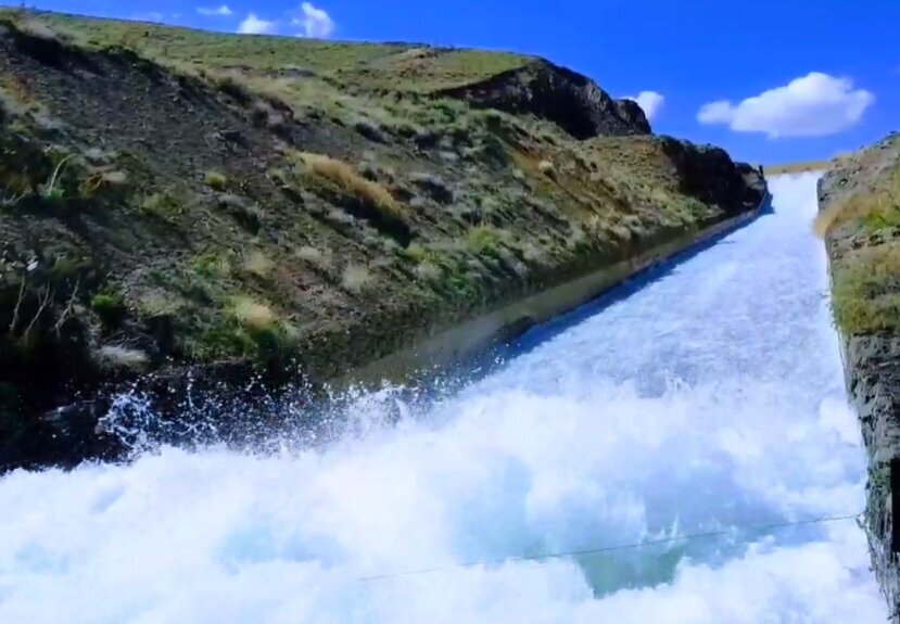 یک سد مهم در غرب ایران سرریز کرد