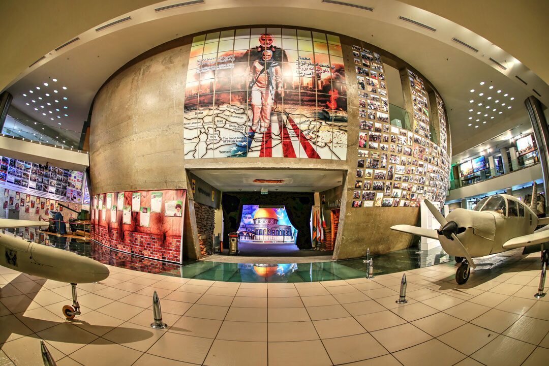 به وقت عاشقی در تپههای عباسآباد