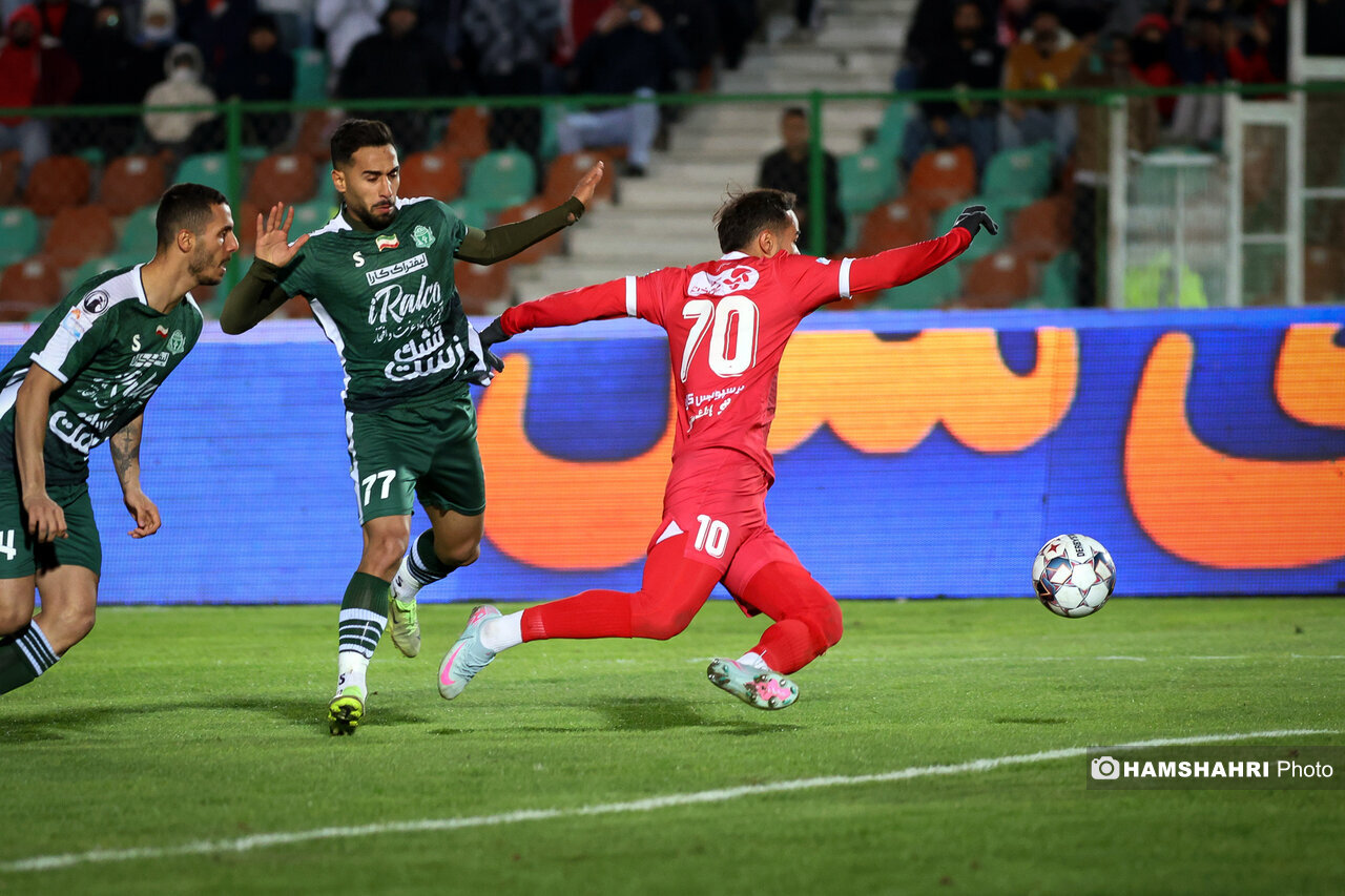 تماس وینگر پرسپولیس با ۲گزینه؛ بیایید اینجا من تضمین می کنم