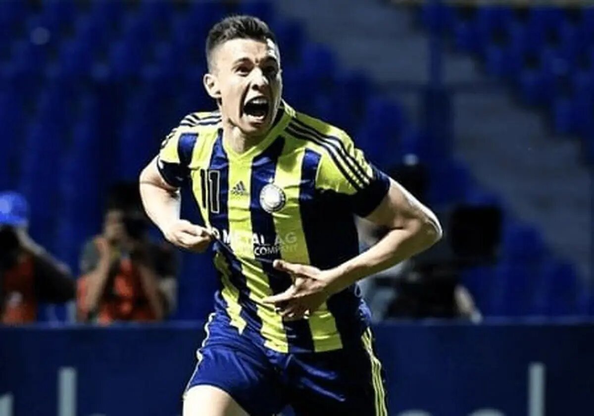 اختصاصی: ایگور سرگیف با پرسپولیس امضا کرد