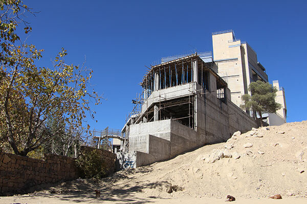 ساختوسازها روستای «قلات» را خفه کرد! + عکس