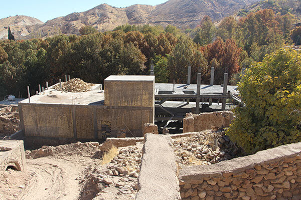 ساختوسازها روستای «قلات» را خفه کرد! + عکس