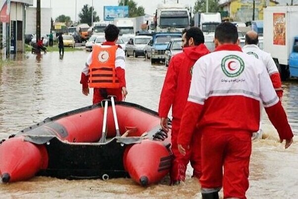 امدادرسانی هلال احمر به بیش از ۲۰۰۰ نفر در شرایط جوی نامساعد