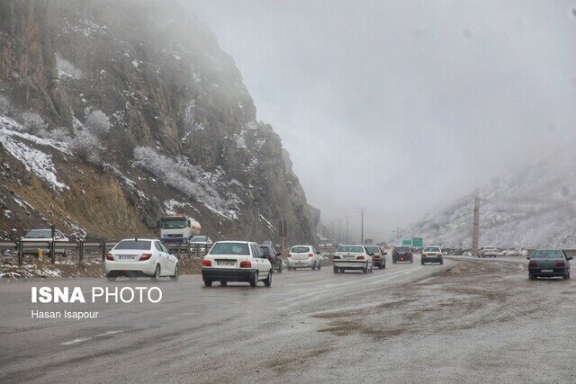 ترافیک سنگین در هراز / اعلام اسامی محورهای مسدود به دلیل برف و باران