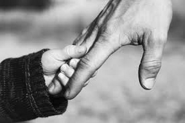 عشقی که جایگزین نبود پدر میشود