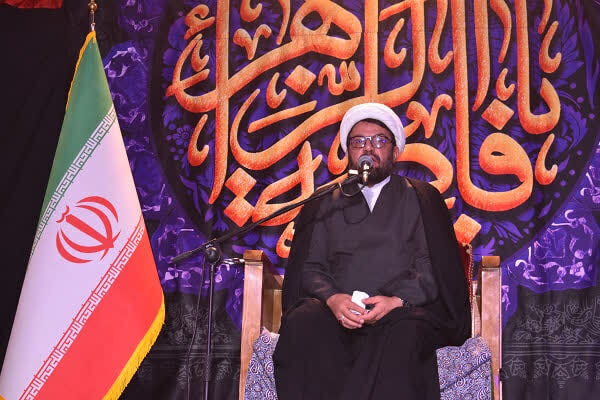 سردار سلیمانی دایره المعارف مقاومت، قهرمان ملی و مالک‌اشتر ایران بود