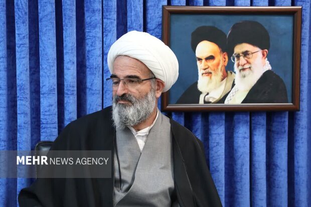 مطیعی: اعتکاف فرصتی برای شکستن نفس و بندگی خالصانه است