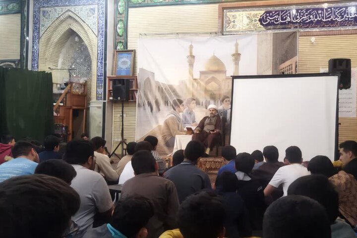 آغاز پرشور اعتکاف دانشآموزی مرند در مسجد ولیالله اعظم