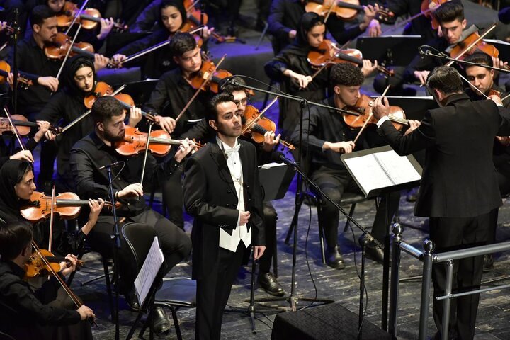 رضا فکری در نقش «سهراب» اپرای «خِرَد» را در شیراز روی صحنه میبرد