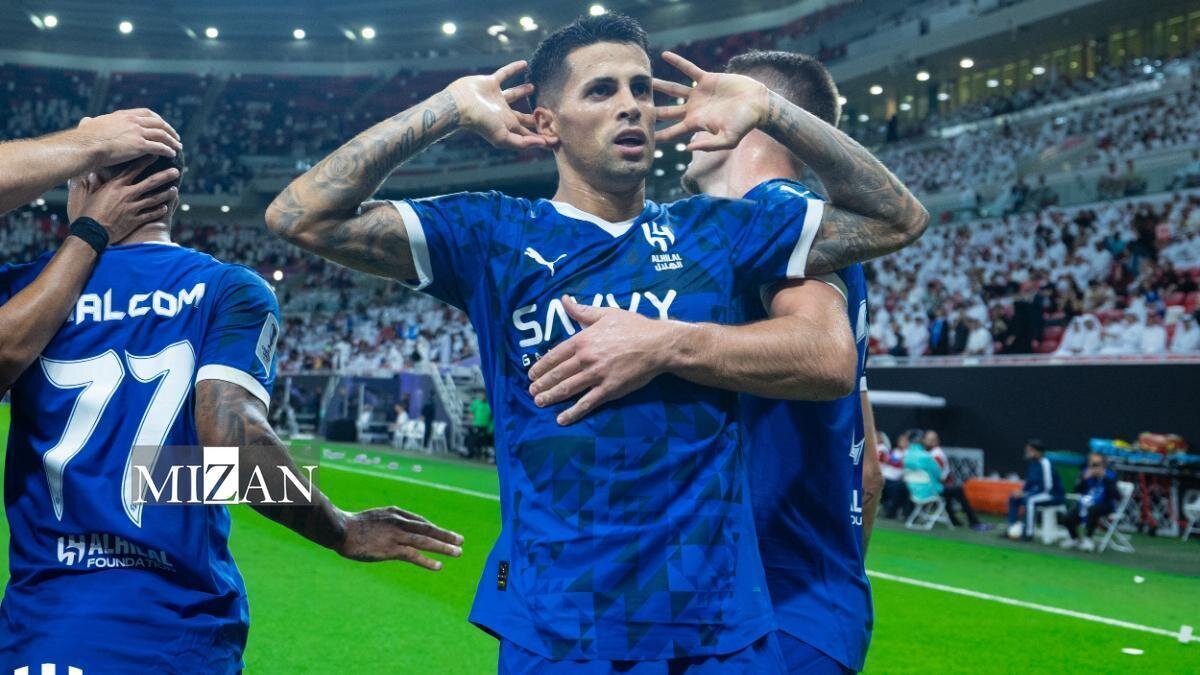 کانسلو در اندیشه بازگشت به اروپا؛ جنگ بارسا و اینتر بر سر دفاع راست پرتغالی