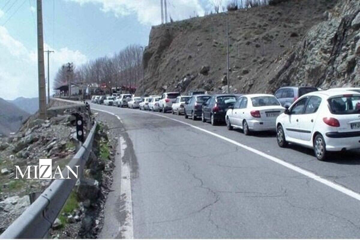 آخرین وضعیت ترافیکی و جوی محورهای مواصلاتی کشور / انسداد برخی محورها به دلیل شرایط جوی