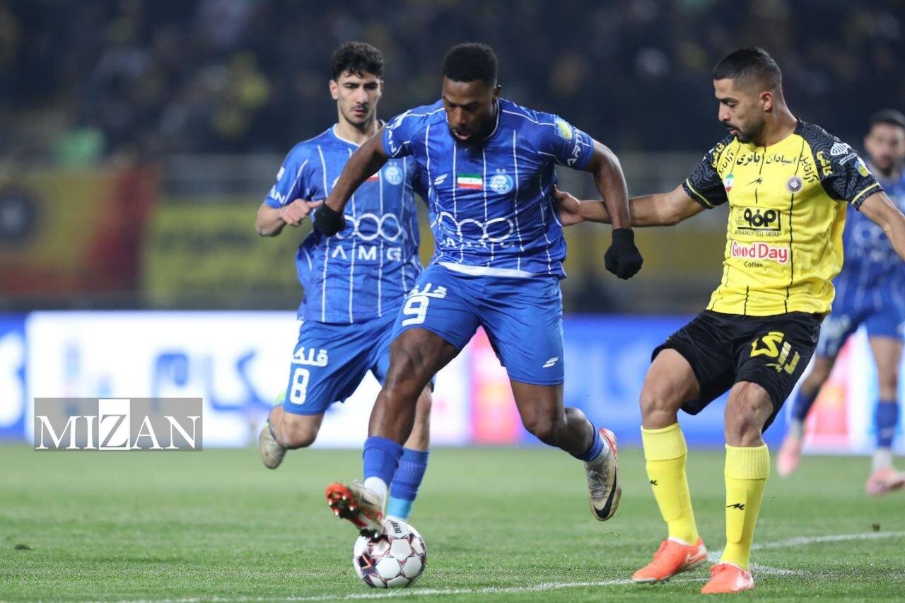 پاشازاده: پیروزی مقابل سپاهان به‌موقع بود و کمک کرد تا وارد بحران نشویم/ استقلال توان جنگیدن در ۳ جبهه را ندارد