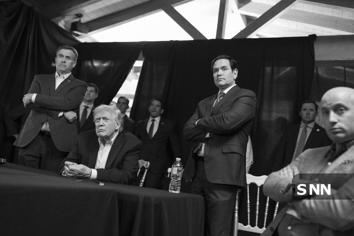 تصاویر جدید ترامپ در حال تماشای تجاوز به ونزوئلا + عکس