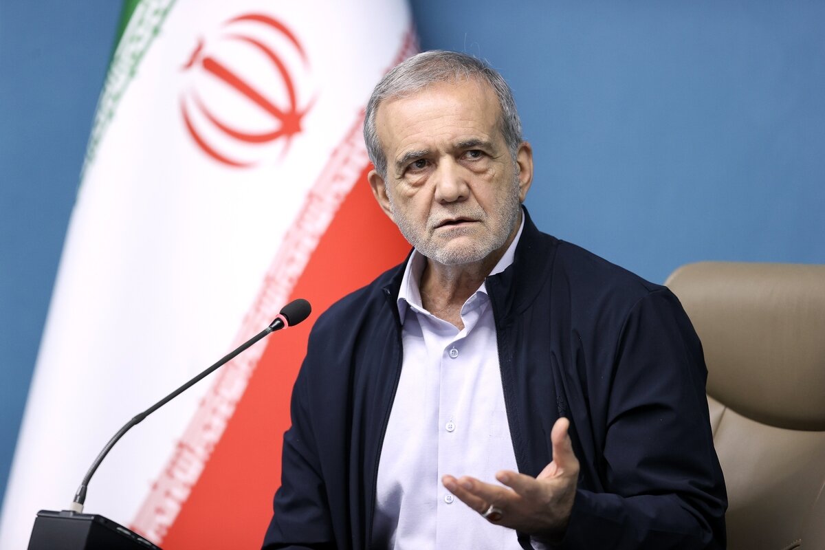 پزشکیان: آمریکا و اسرائیل که بیشرمانه قتلعام میکنند، چگونه از حقوق بشر سخن میگویند؟ / ملتی که مصمم و یکپارچه باشد، به این سادگی سر خم نخواهد کرد + فیلم