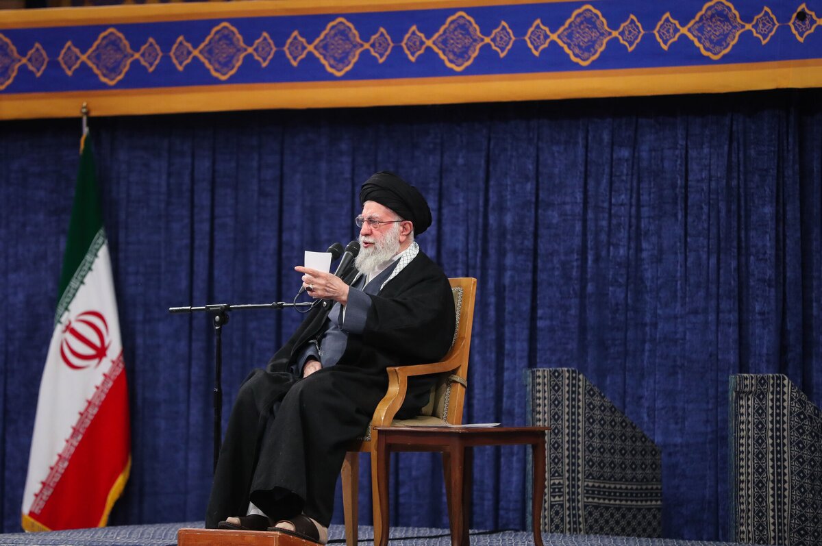 رهبر انقلاب: عامل درخواست دشمن برای توقف جنگ نظامی، قدرت و توانایی جوانان ملت ایران بود+فیلم