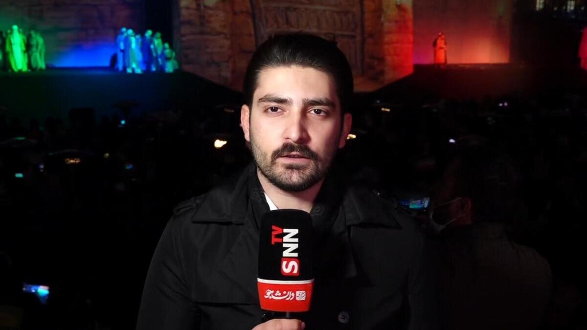 گزارش خبرنگار SNNTV از برگزاری رویداد فرهنگی هنری فتح خیبر در میدان امام خمینی تهران و رونمایی از نماد یادمان فاتح خیبر + فیلم