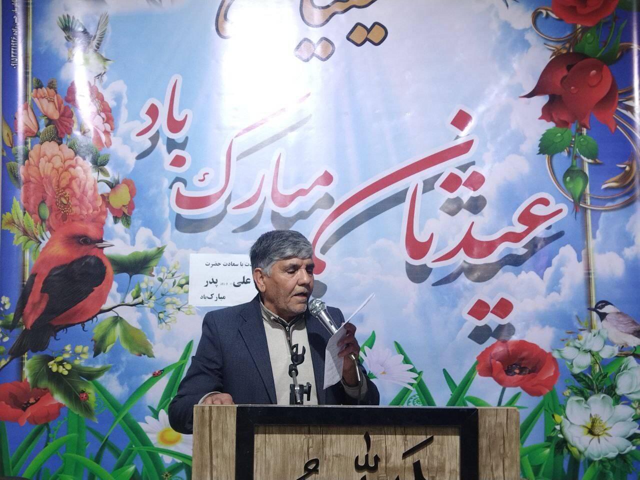 آئین اعتکاف دانش آموزی شهر انابد در سالروز ولادت امام علی (ع) + فیلم و عکس