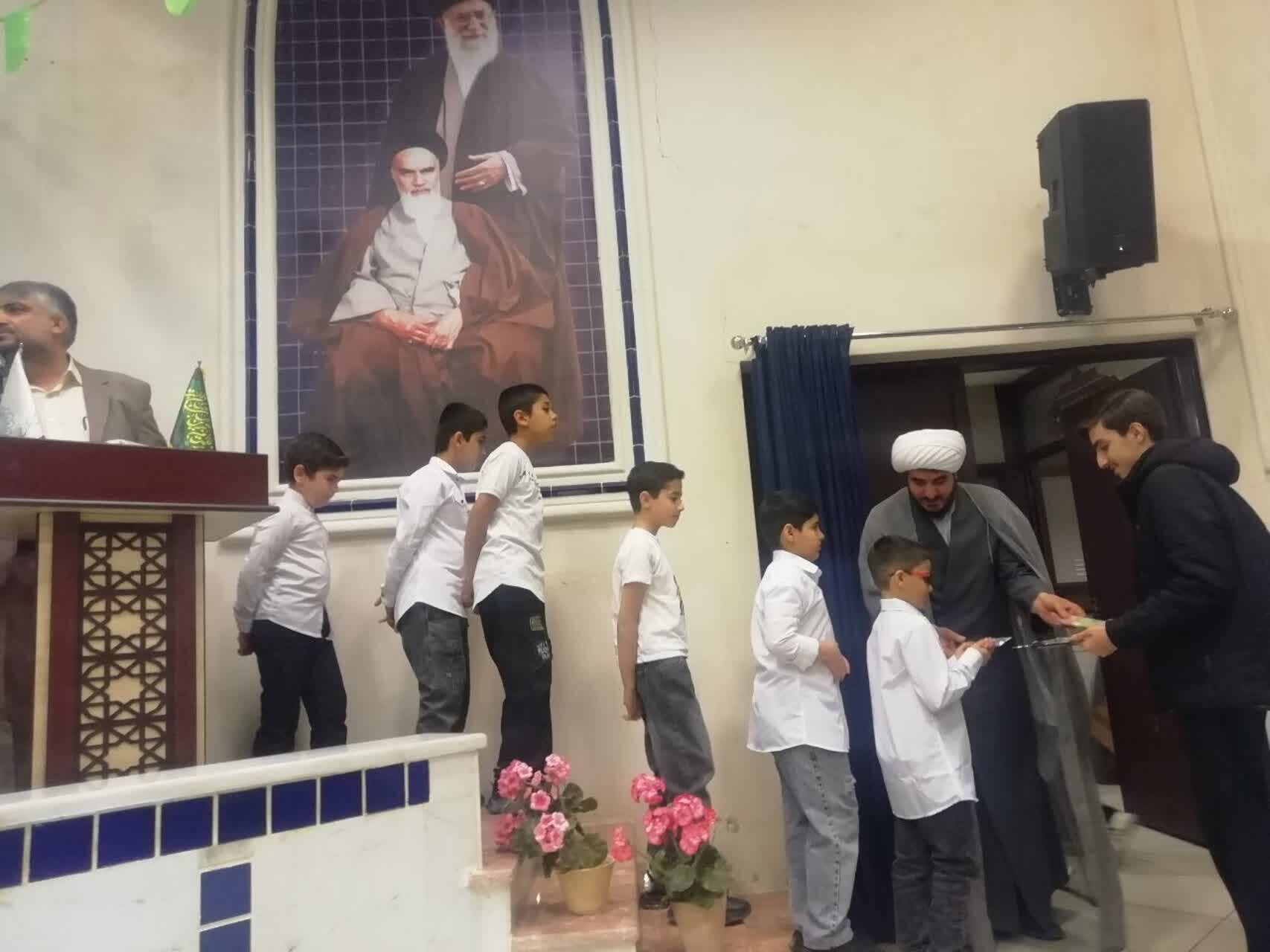 گزارش تصویری از مراسم گرامیداشت ولادت امام علی(ع) و سردار سلیمانی در شیراز