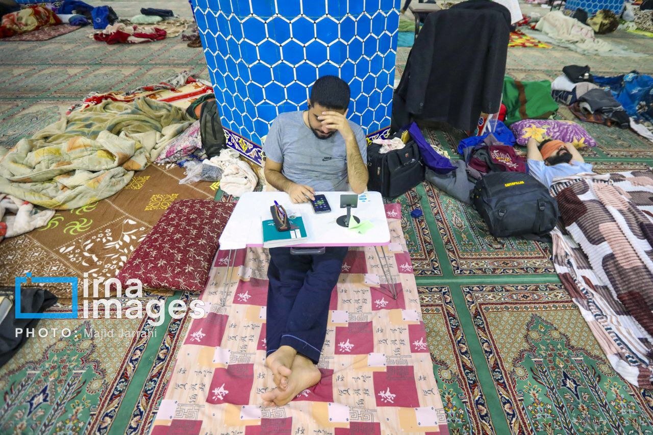 مراسم معنوی اعتکاف در مسجد ملا اسماعیل یزد